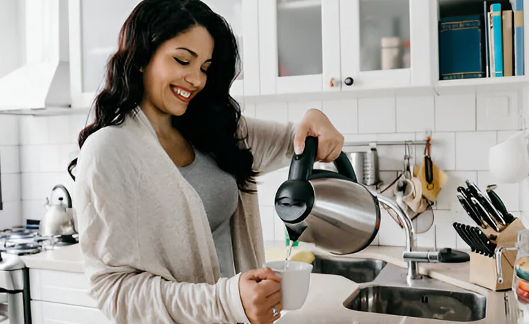 Top 5 Best Cool Touch Electric Kettles in the UK 2025